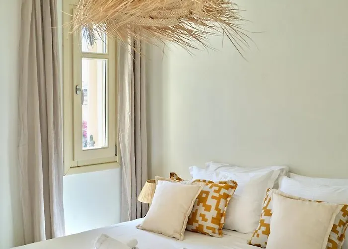 Paria Apartamento Naousa